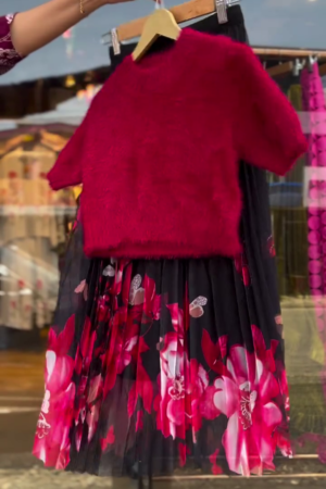 Fuzzy Crimson Knit Top with Soft Texture Paired with Black & Pink Floral Pleated Mesh Skirt – Cozy Meets Chic for Modern Feminine Flair 🌸🖤